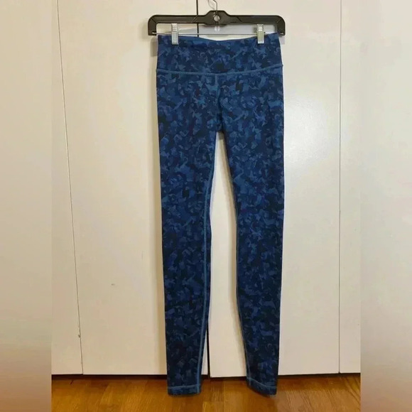 Iululemon Wunder Under Mystic Jungle Hawk Blue Harbor Legging’s Blueblack Size 4 - Picture 3 of 7